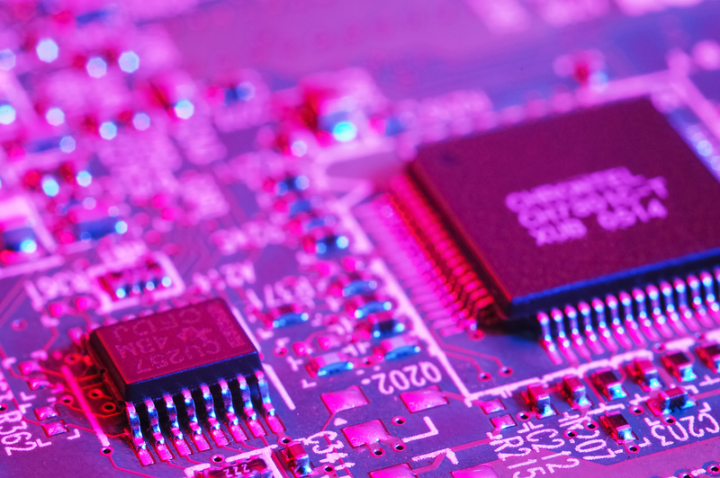 ThinkstockPhotos-90379038 - reflow soldering