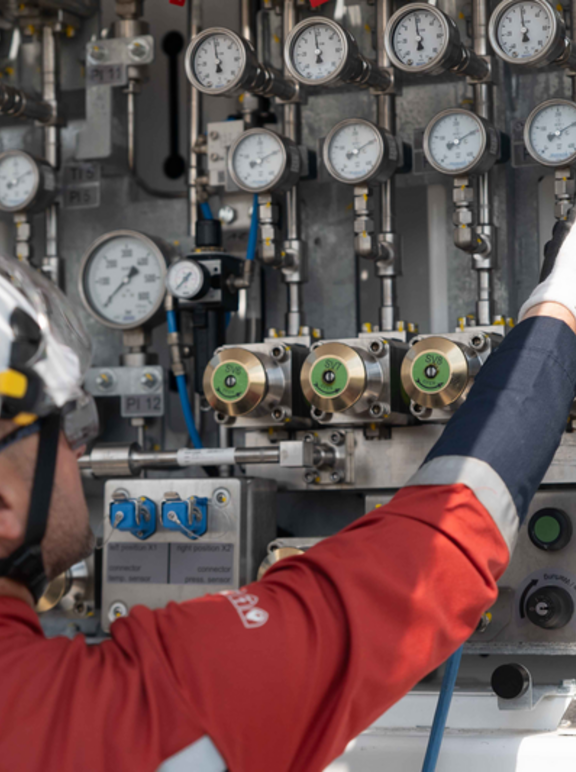 Hydrogen filling center in Waziers 9